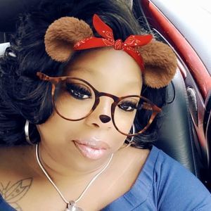 Meet your Posher, Sheryl